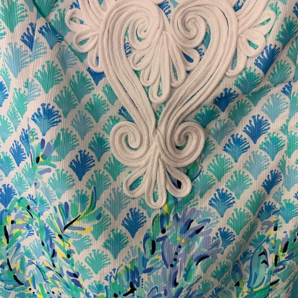 Lilly Pulitzer Blue/White Gabby Stretch Shift Dress In Scuba Doo Print SZ 4 - Picture 3 of 6